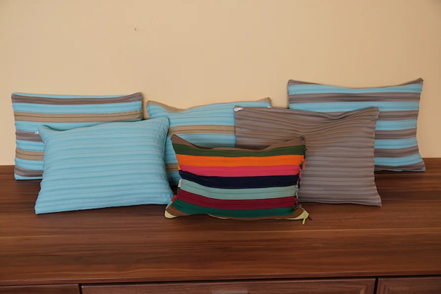 Tasche aus Reissverschlüssen