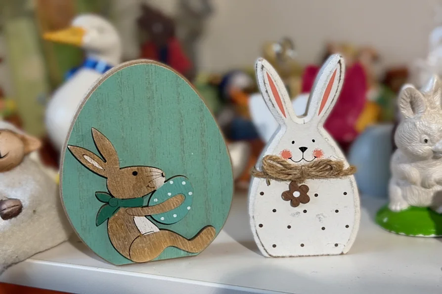 Osterei und Osterhase zur Dekoration als Produktbeispiel für die 