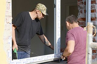 Einbau von Fenstern