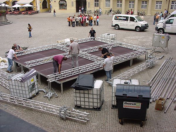 Aufbau Bühne