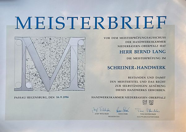 Das Bild zeigt den Meisterbrief von Schreinermeister Bernd Lang 