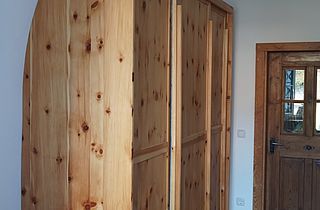 Zirbenholz Schlafzimmer Fussboden Bett Schrank