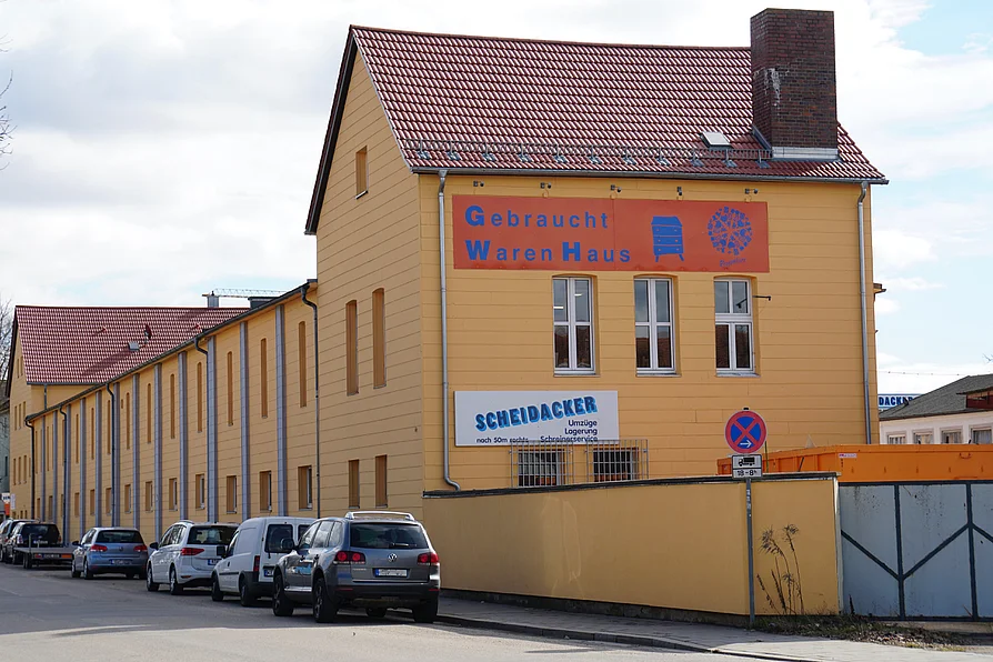 Aussenansicht vom Auweg aus