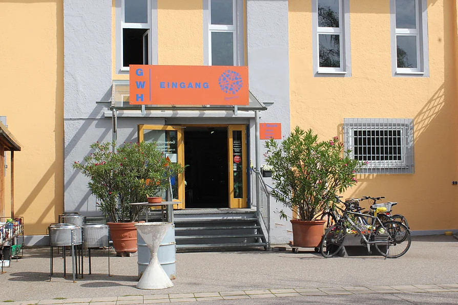 GWH Eingang