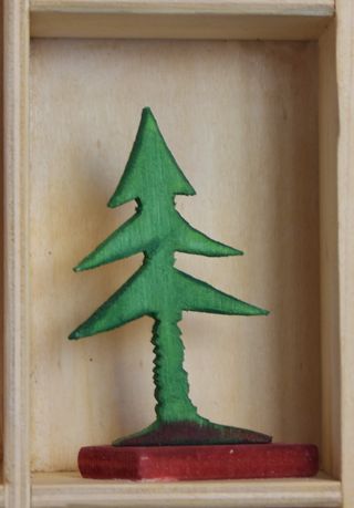 Laubsägearbeiten Tannenbaum
