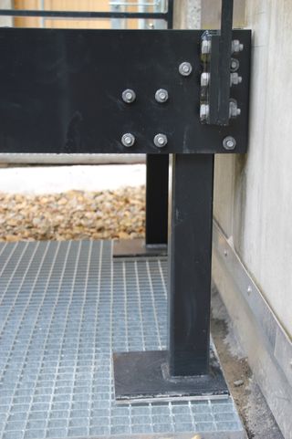 Befestigung Treppe
